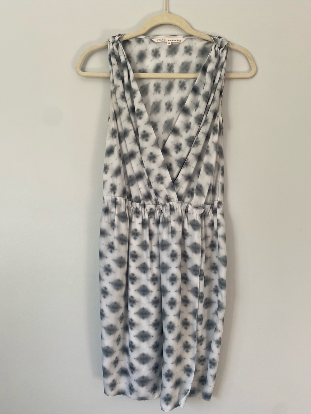 Rachel Roy Gray & White Printed Wrap Dress — Size S